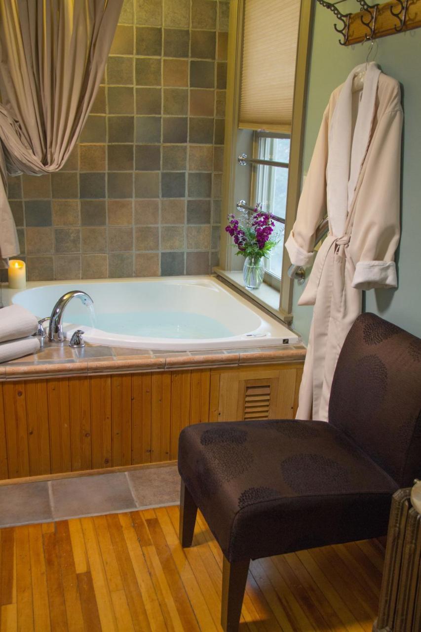 Pinehurst Inn Bed & Breakfast Bayfield Dış mekan fotoğraf