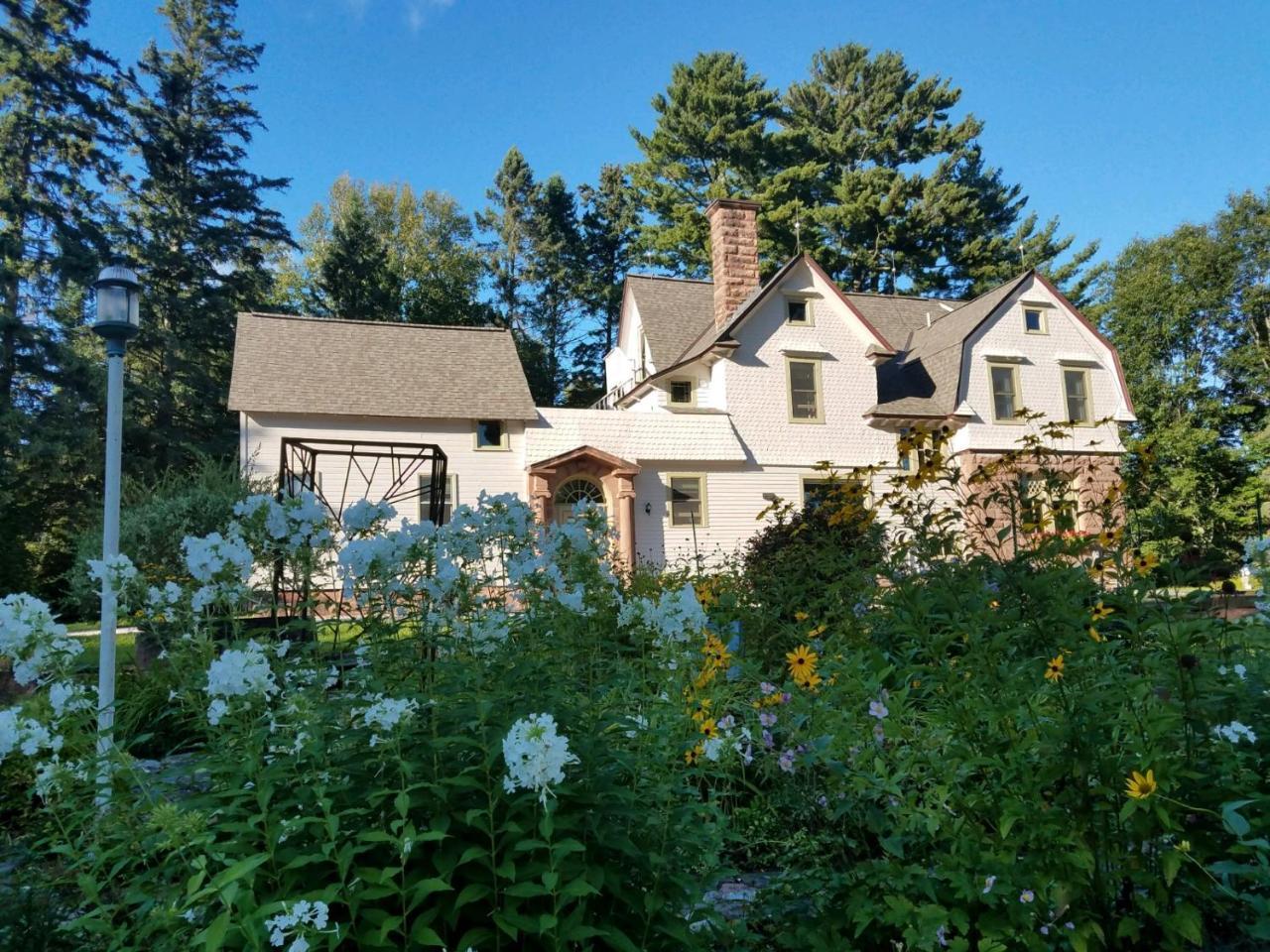 Pinehurst Inn Bed & Breakfast Bayfield Dış mekan fotoğraf